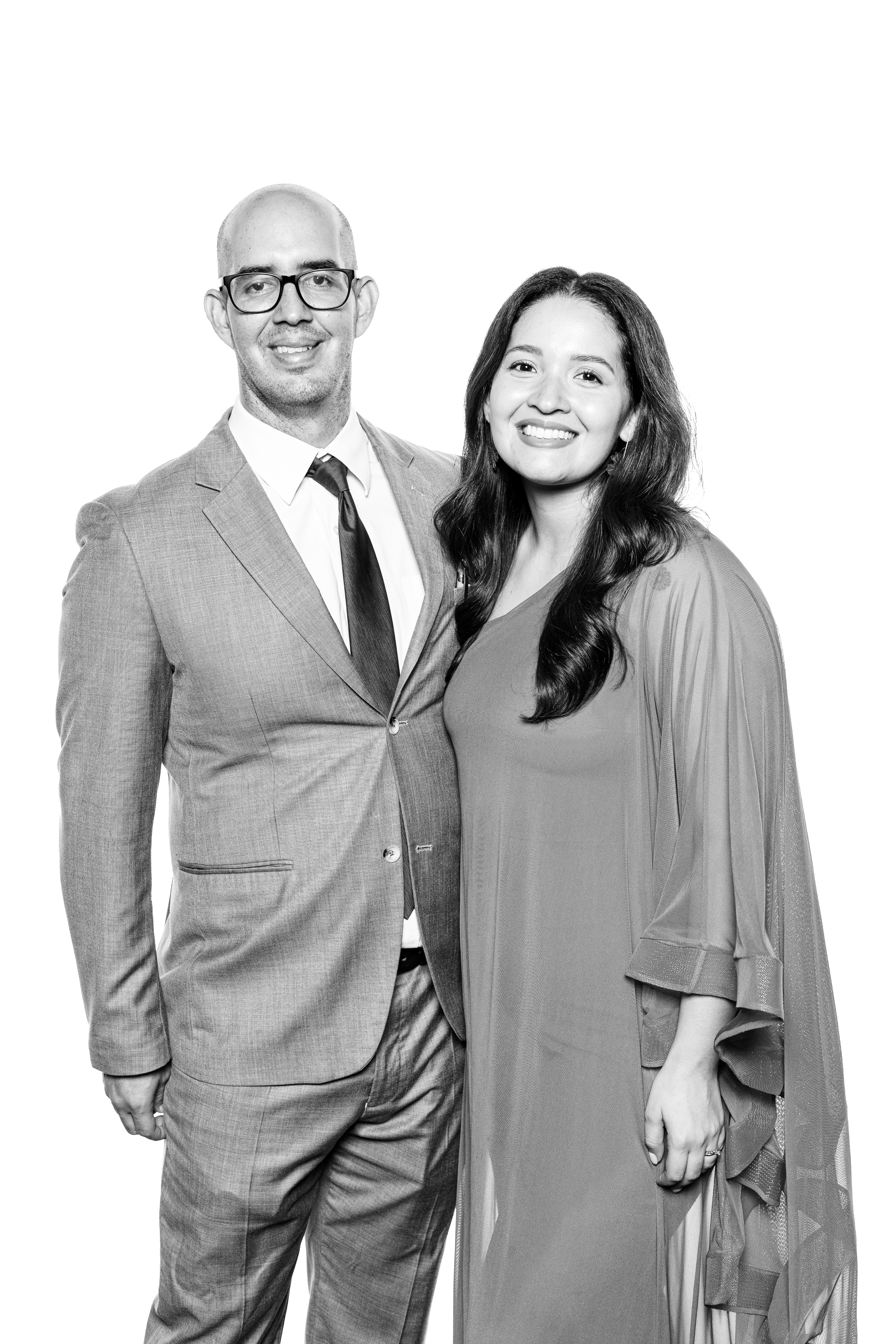 Retrato de estudio en blanco y negro — Monochrome CR, fotografía de bodas en Costa Rica