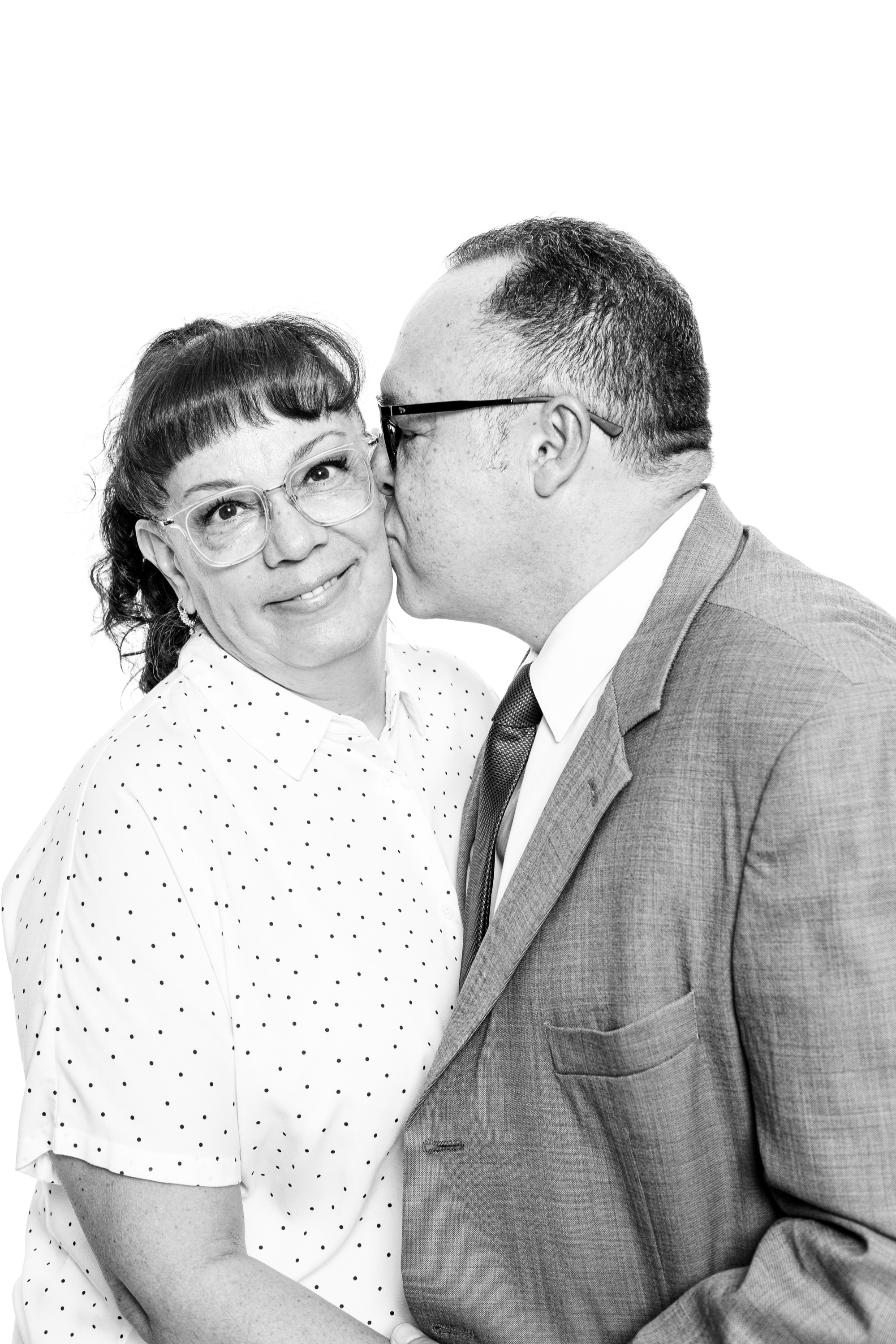 Retrato de estudio en blanco y negro — Monochrome CR, fotografía de bodas en Costa Rica