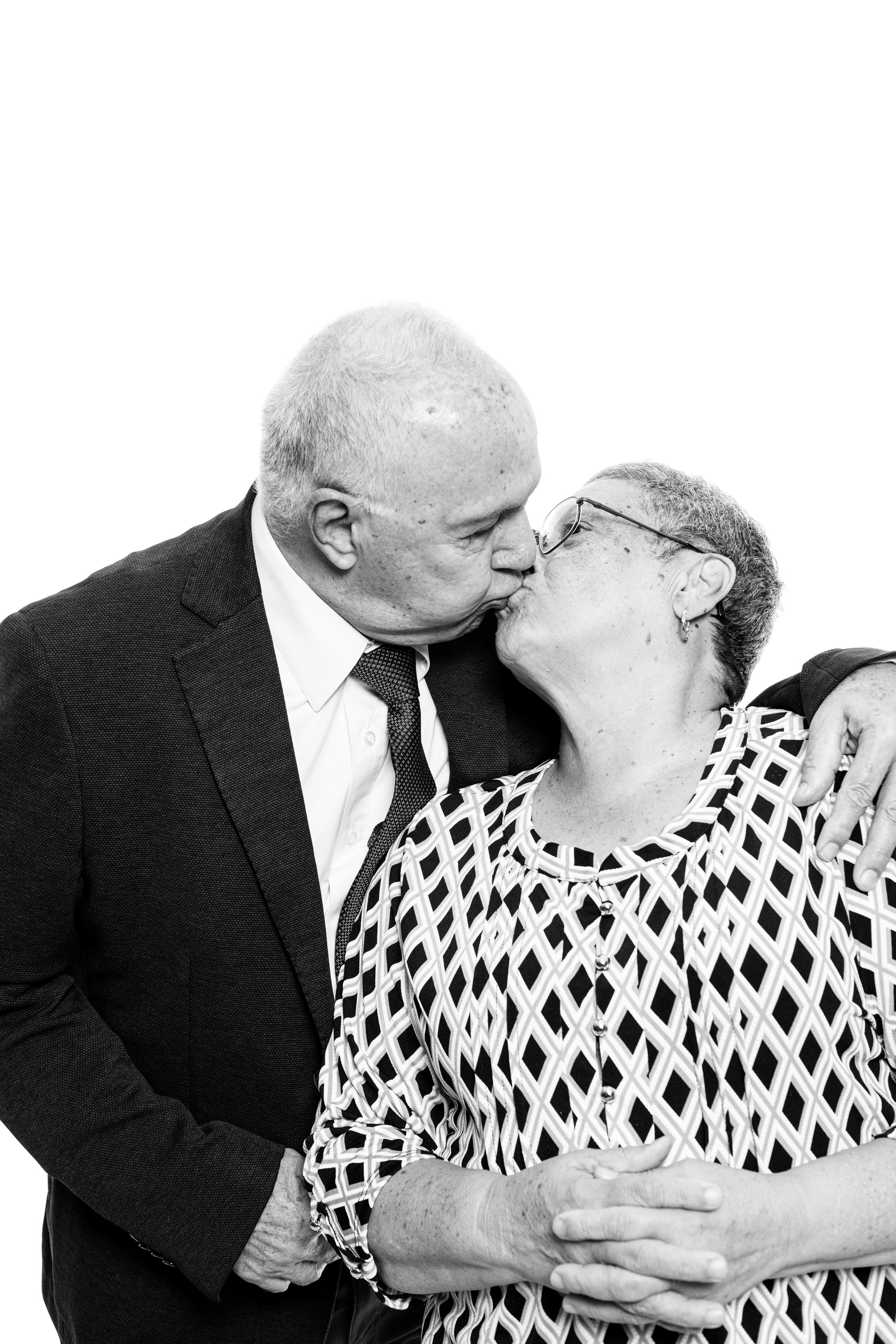 Retrato de estudio en blanco y negro — Monochrome CR, fotografía de bodas en Costa Rica